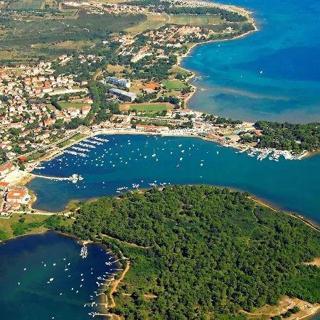 Hilde Red-8 By Interhome Lägenhet