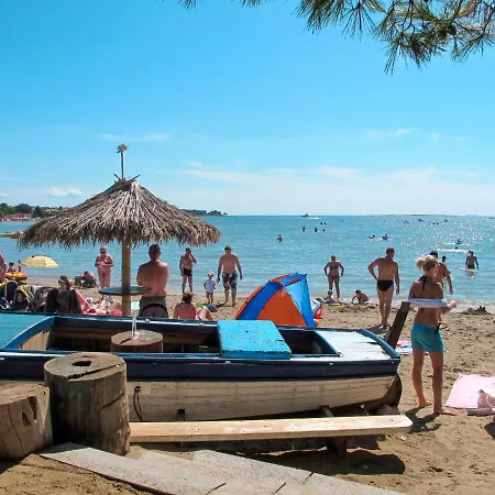 Hilde Red-8 By Interhome * Medolino