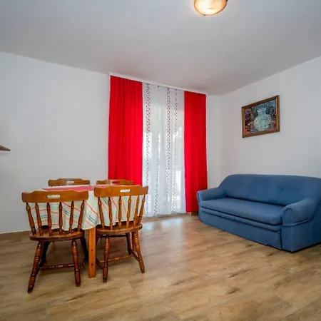 Apartman Hilde Red-8 By Interhome *